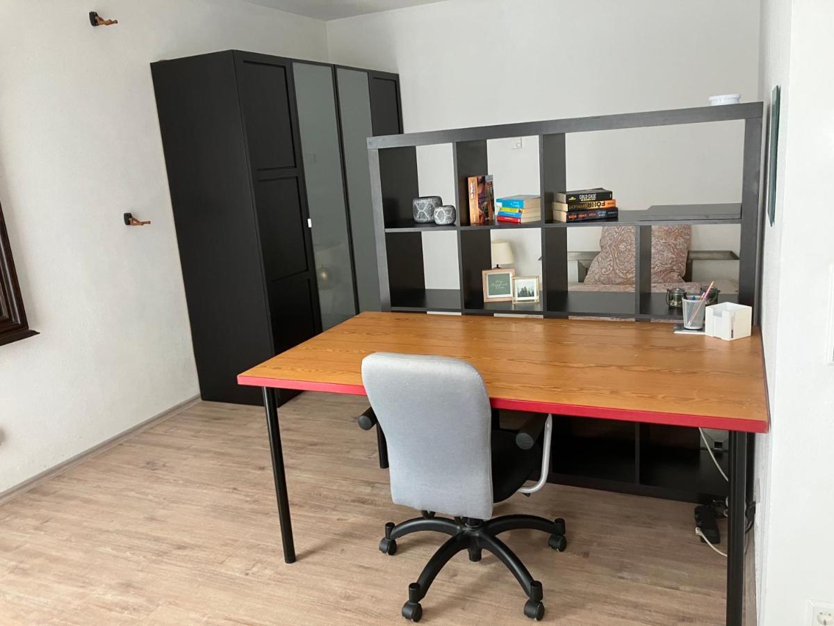 Helle & Ruhige Wohnung In 뉴울름 외부 사진